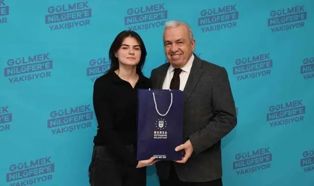 Başkan Şadi Özdemir gençleri ağırladı