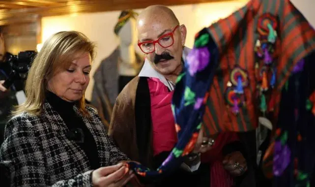Ünlü moda tasarımcısı Cemil İpekçi koleksiyonlarını sergiledi