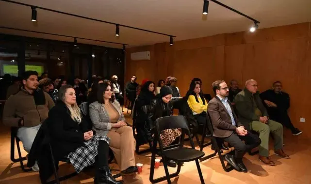 Beylikdüzü'nde "Portfolyo Seçki Yarışması" sergisi sanatseverlerle buluştu