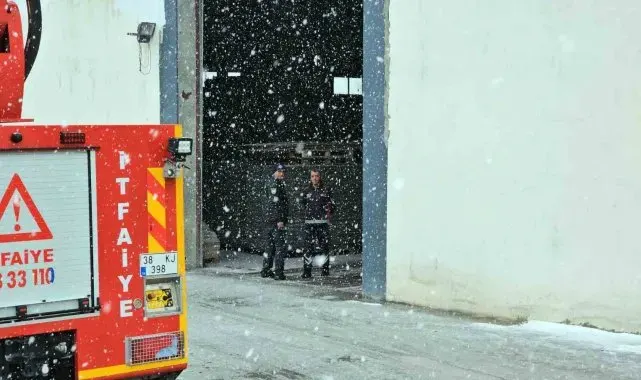 Kayseri'de feci iş kazası: Tamir etmek için girdiği plastik kırım kazanında hayatını kaybetti
