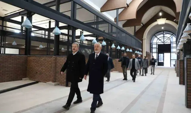 Isparta Belediye Başkanı'ndan Melikgazi'ye övgü