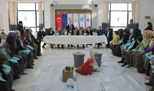 Kadın ve çocuklara susuz tarım, yağmur suyu hasadı eğitimleri veriliyor
