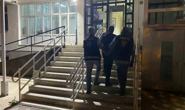 Burdur'da hapis cezasıyla aranan 2 firari yakalandı