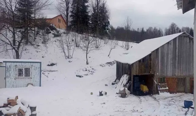 Sakarya'nın yüksek kesimleri beyaz gelinliğini giydi, kar kalınlığı 10 santimetreyi buldu