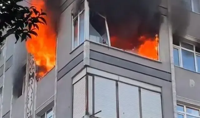 Bayrampaşa'da 4 katlı binada korkutan yangın: Alevlere itfaiye müdahale etti