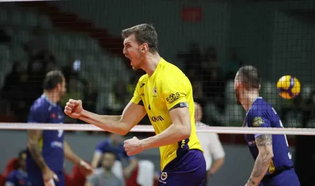 Efeler Ligi: Fenerbahçe Medicana: 3 - Arkas Spor: 2