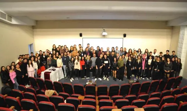 "Gezegen Sağlığı İçin Sürdürülebilir Yaşam Prensipleri" Sempozyumu yapıldı