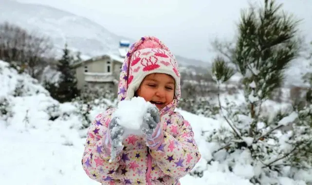 Samsun'da kar yağışı etkili oldu