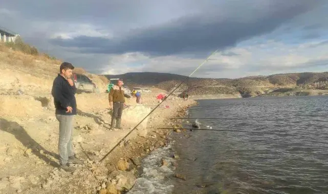 Olta balıkçılığına Çekerek'te yoğun ilgi