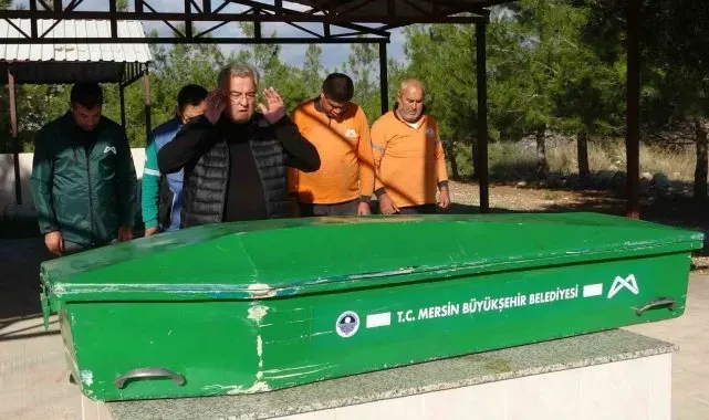 Çilli Bom'u ilk çıkaran bestekar hayatını kaybetti: 5 kişi ile kimsesizler mezarlığına defin edildi