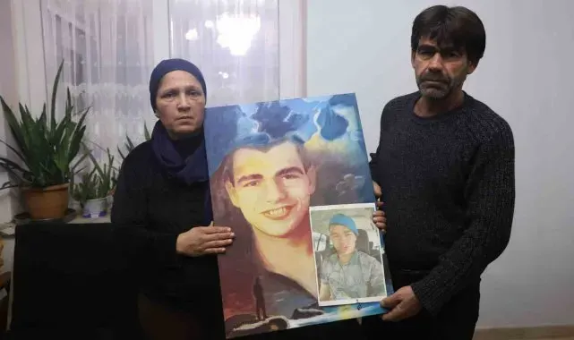 Denizde alabora olan botuyla kaybolan gencin Sednaya cezaevinde esir olduğunun söylenmesi aileye umut oldu