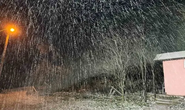 Kastamonu'nun yüksek kesimlerinde kar yağışı etkili oluyor