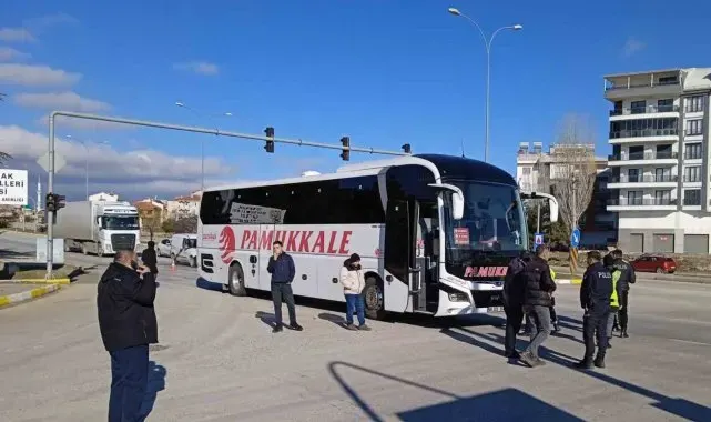Yolcu otobüsünün çarptığı yaya ağır yaralandı