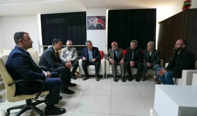 Başkan Zeyrek şiddet mağduru kadınları yalnız bırakmadı
