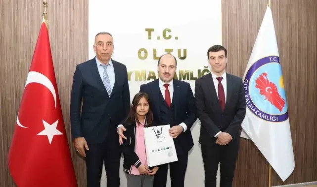 Afiş yarışmasında Oltu'yu gururlandırdı