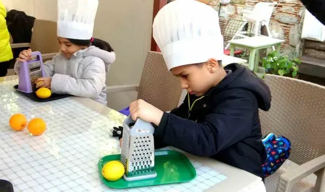 Muğla'da Yerli Malı Haftası'nda öğrencilere limonata eğitimi
