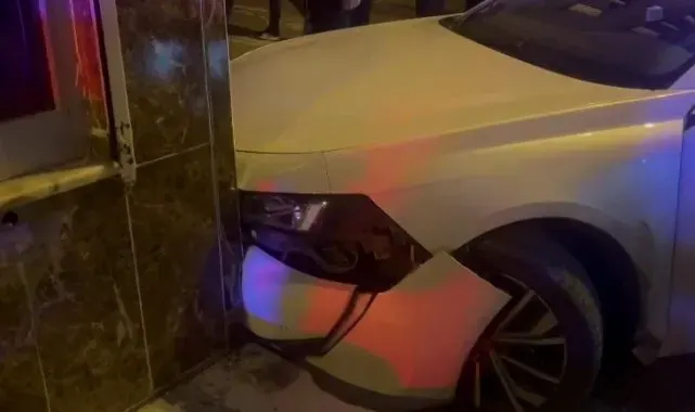 Polisi peşine taktı, kaza yapınca yaya olarak kaçtı