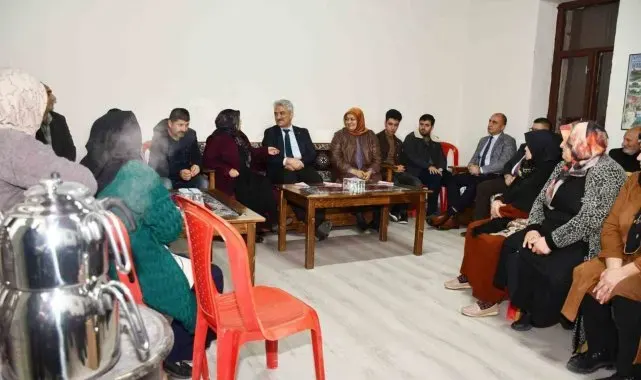 Vatandaşlarla akşam sohbetleri başladı: Vali Makas'ın ilk durağı Ulaş köyü