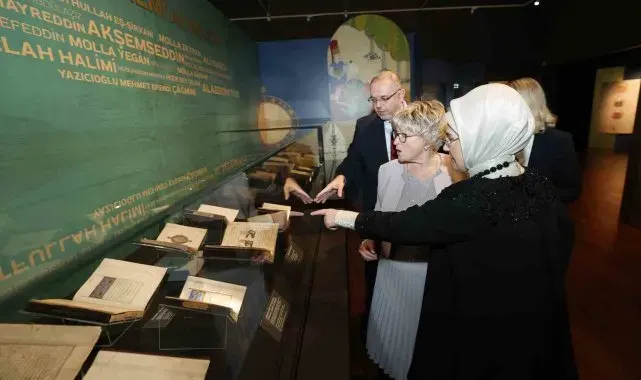 Emine Erdoğan, Macaristan Cumhurbaşkanının eşi Zsuzsanna Nagy ile bir araya geldi