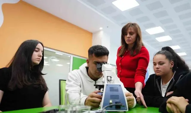 Düzce bilim merkezi, Bolu'dan gelen öğrencileri ağırladı