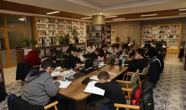 Halk kütüphanesi, 2 yılda yaklaşık 80 bin kişiye hizmet verdi