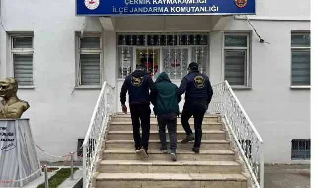 Diyarbakır'da firari zanlılar JASAT tarafından yakalandı