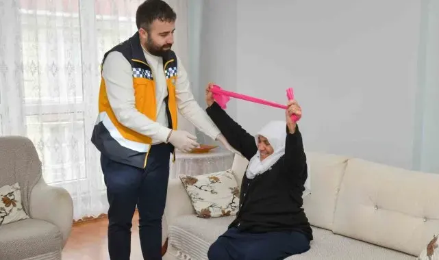 Esenyurt Belediyesinden evde fizik tedavi hizmeti