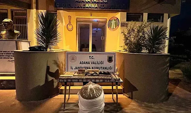 Jandarmadan kaçak tütün operasyonu: 2 gözaltı