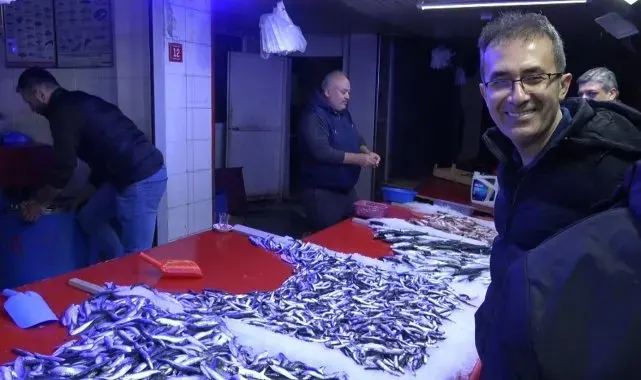 Tavşanlı Balık Pazarı'na her gün taze balık geliyor