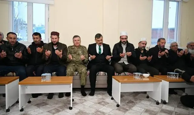 Şehidin ailesine taziye ziyareti