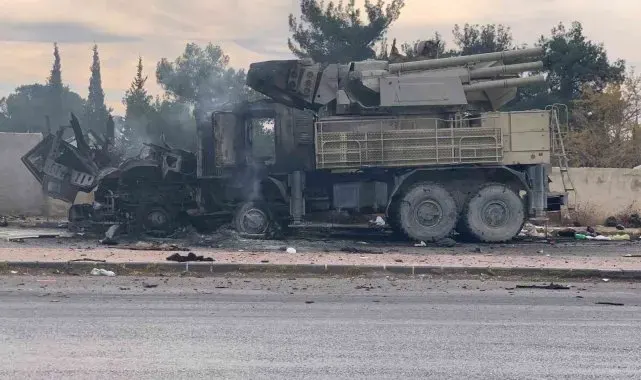 İsrail'in Suriye'de imha ettiği hava savunma sistemleri görüntülendi