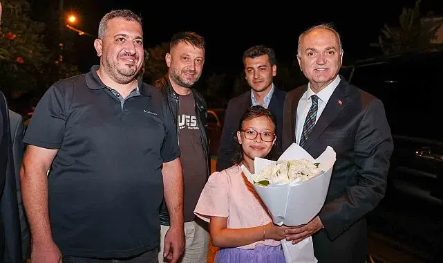 Başkan Özlü, "Bizim yaptığımız her iş gerçek belediyeciliktir"