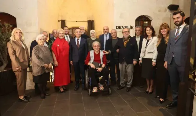 Şehrin kültürel hafızası ve tarihini çağdaş sanatla birleştiren "Miras" sergisi açıldı