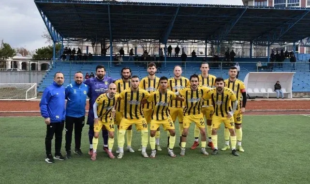 Söğütspor 5'te 5 yaptı