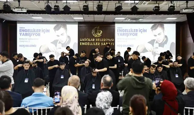 Bağcılar'da dünyanın en iyi kuaförleri engelliler için yarıştı