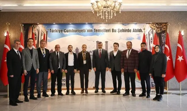 Vali Çiftçi, Mobbing ile Mücadele Derneği Başkanı Alcan ve yönetimini kabul etti