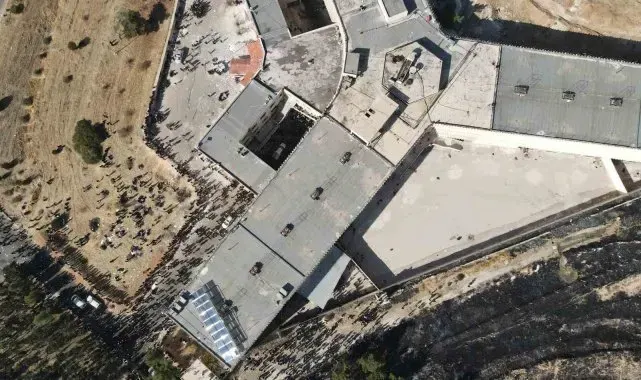 Esad rejiminin "işkence merkezi" Sednaya Hapishanesi'nde arama çalışmaları tamamlandı