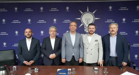 CHP’li Meclis Üyesi Ağca, AK Parti’ye katıldı