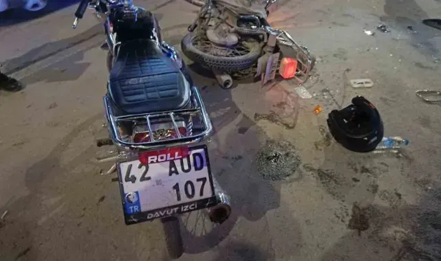 Konya'da çarpışan motosiklet sürücüleri yaralandı