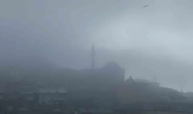 Bayburt güne sisle uyandı