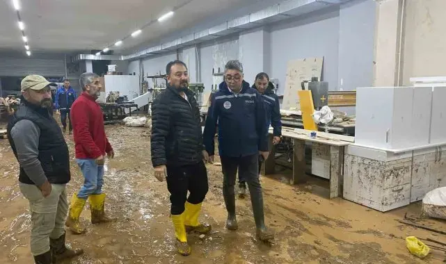 MUSKİ Genel Müdürü Yılmaz ekipleri yalnız bırakmıyor
