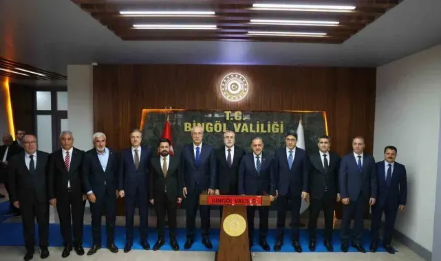 Bakan Işıkhan Bingöl'de