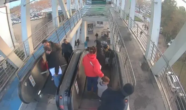 "Bilinçsizce stop düğmesine basan vatandaşlar yürüyen merdiven arızasına sebep oluyor"