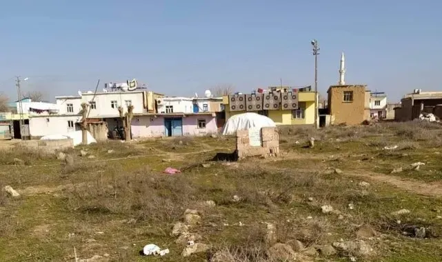 Banyoda ısınmak için mangal yakan genç kız zehirlenerek hayatını kaybetti