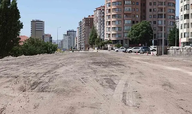 Yıldırım Beyazıt Mahallesi yeni yollarla daha da güzelleşiyor