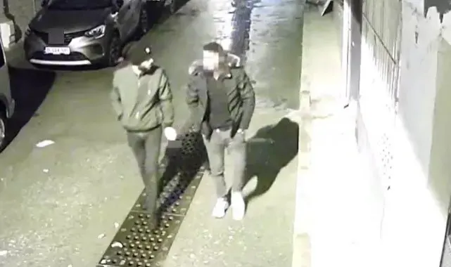 Para dolu çantayı alamayınca cüzdanı çaldılar, kıskıvrak yakalandılar