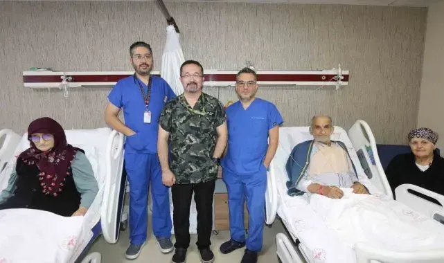 Rize'de abi kardeşin kalp kapakçıkları aynı anda değiştirildi