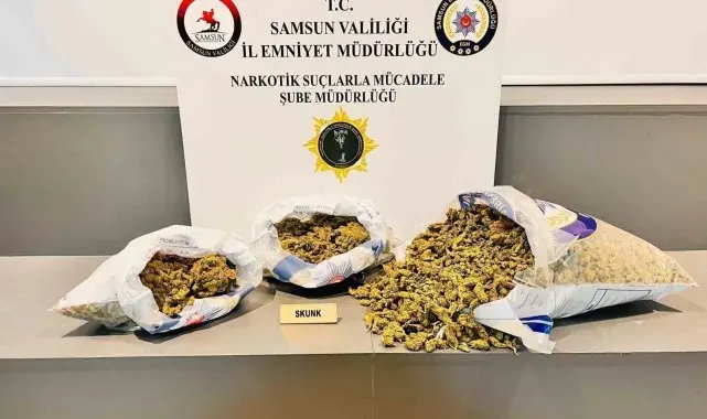 Samsun'da 5 kilo 700 gram skunk ele geçirildi: 4 gözaltı