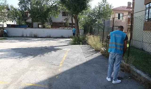 Bolu'da okulların boya ve temizliği denetimli serbestlik yükümlülerinden