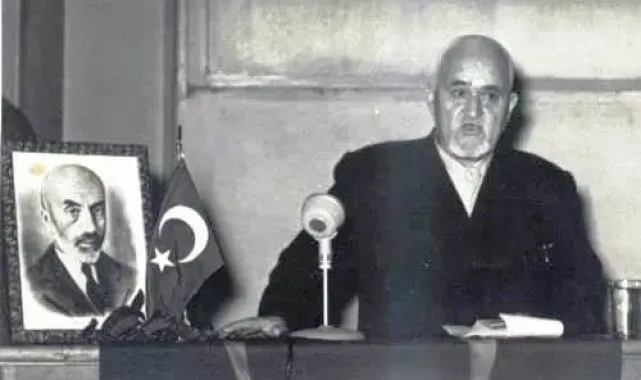 Hasan Basri Çantay ölümün 60. yılında Balıkesir'de anıldı